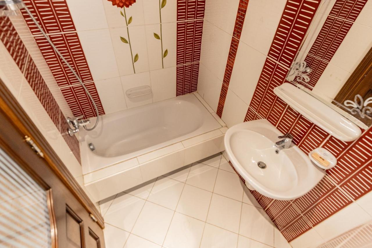 Appartamento Hibiscus Haven 3br Il Cairo